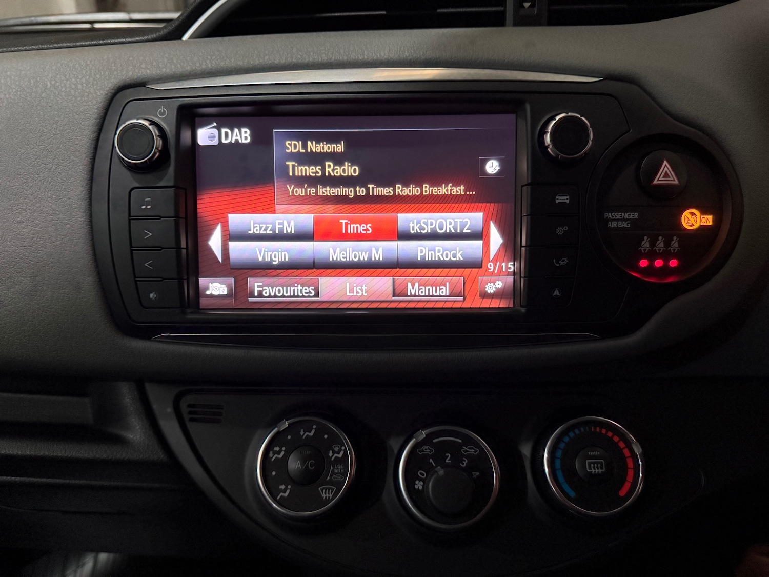 Used Toyota Yaris 2016 for sale - 76341121: Photo 18
