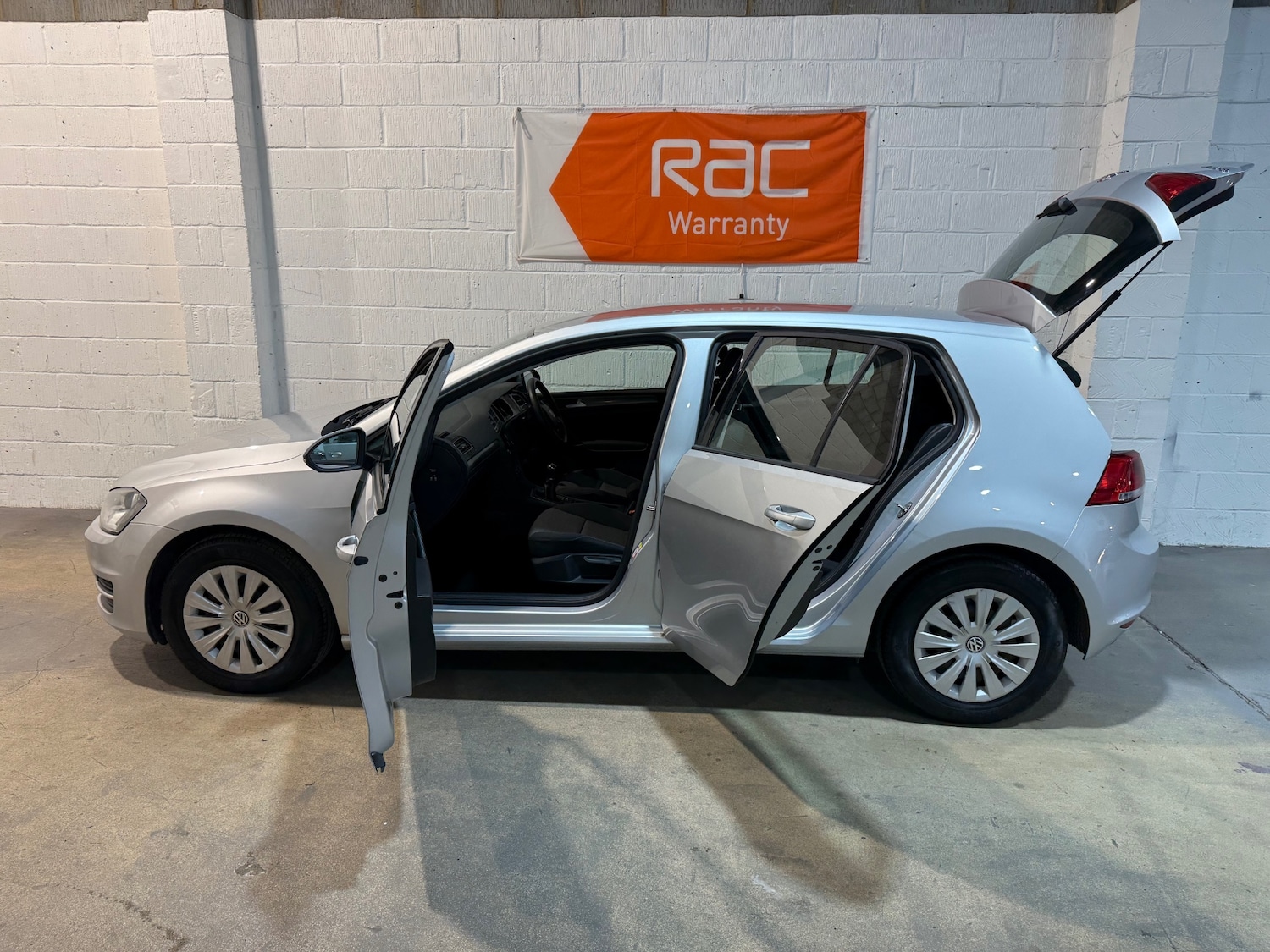 Used Volkswagen Golf 2013 for sale - 76599996: Photo 7