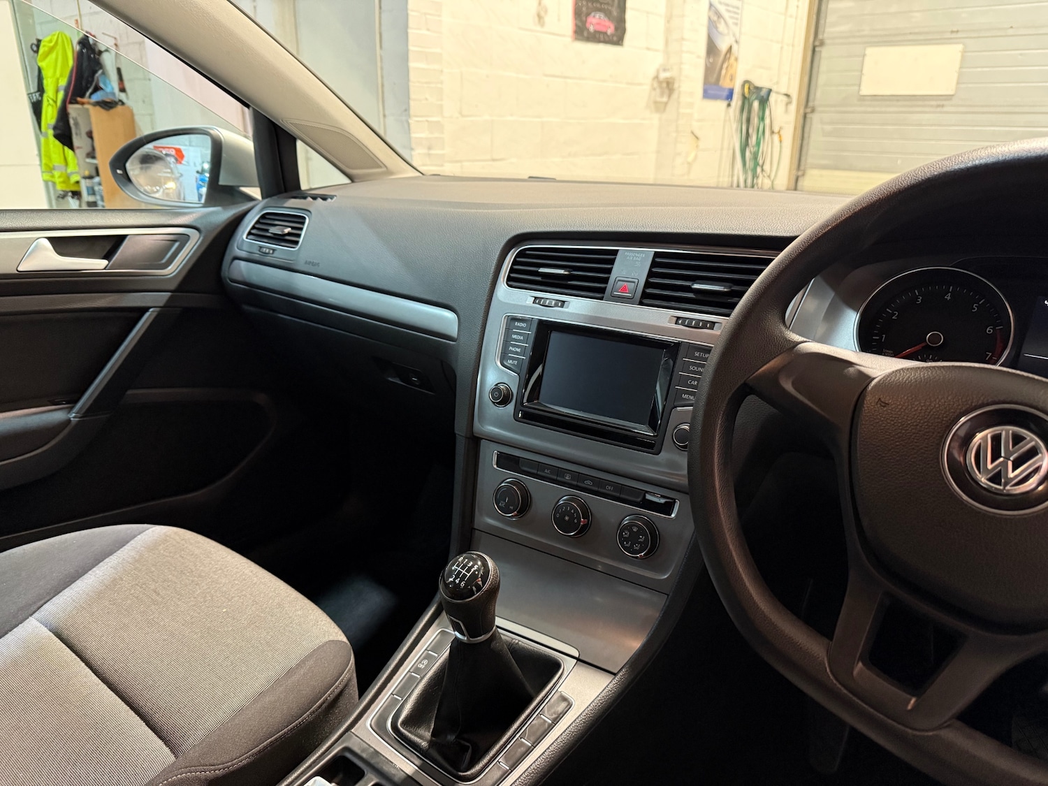 Used Volkswagen Golf 2013 for sale - 76599996: Photo 9