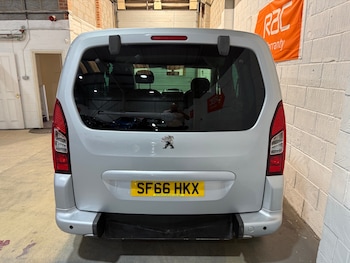 Used Peugeot Partner Tepee 2017 for sale - 79476611: Photo