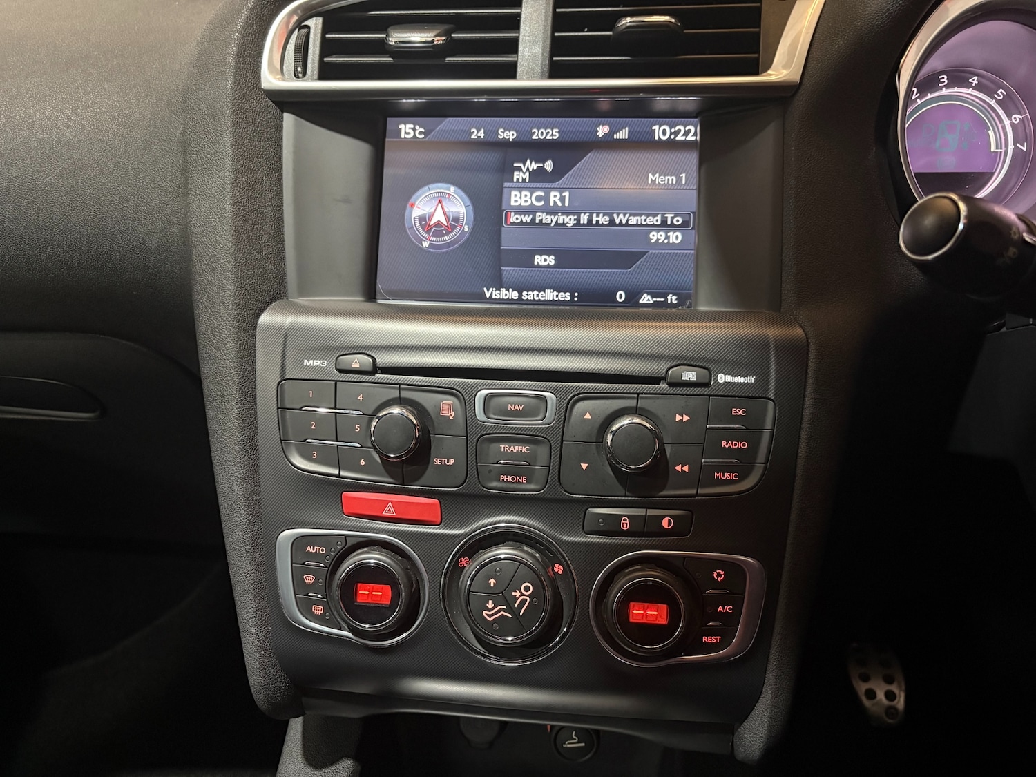 Used Citroen DS4 2012 for sale - 75714020: Photo 19