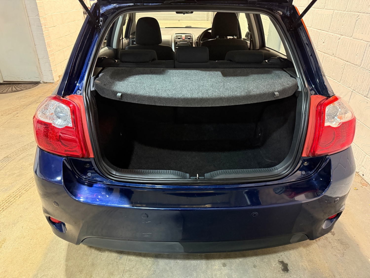 Used Toyota Auris 2011 for sale - 77461269: Photo 7