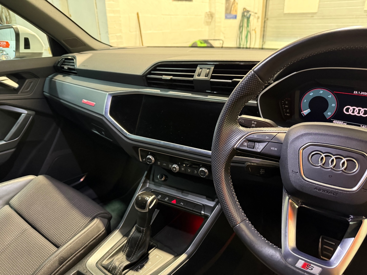 Used Audi Q3 2019 for sale - 77300549: Photo 12