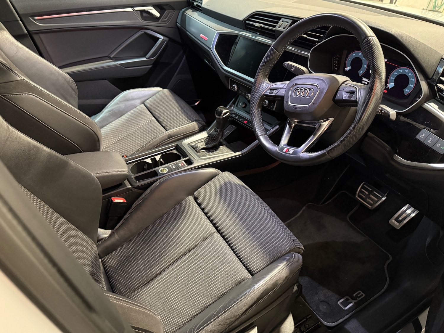 Used Audi Q3 2019 for sale - 77300549: Photo 9