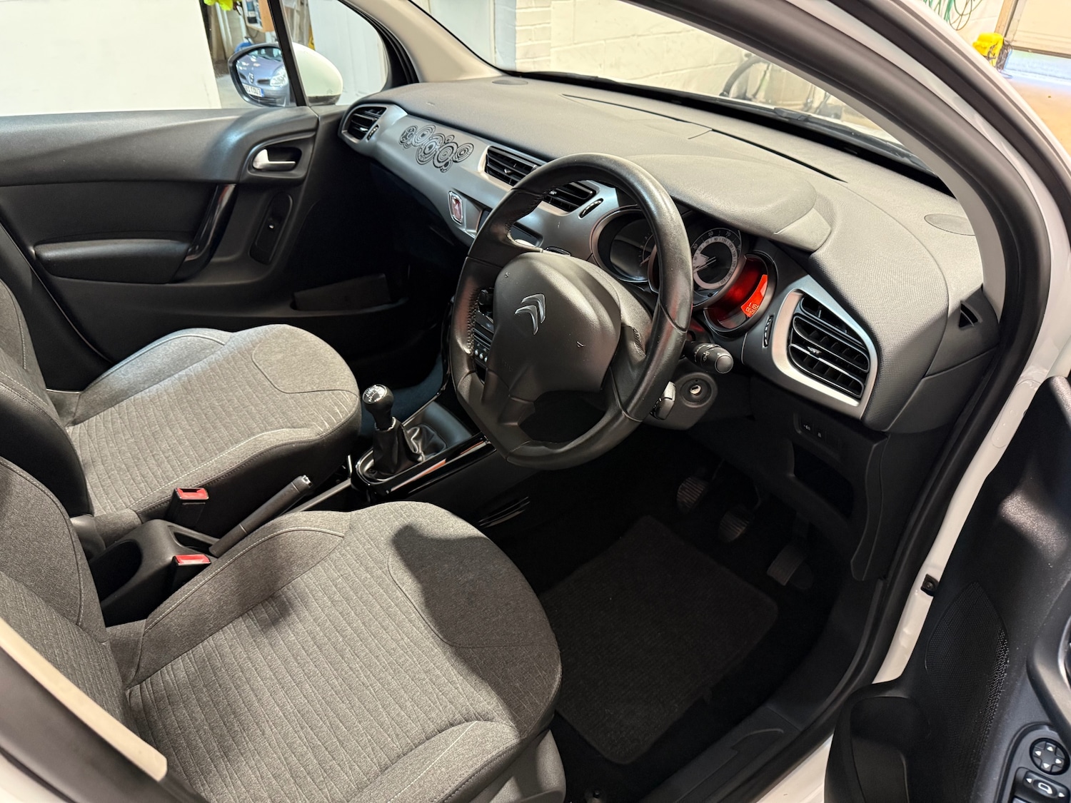 Used Citroen C3 2016 for sale - 76505040: Photo 14