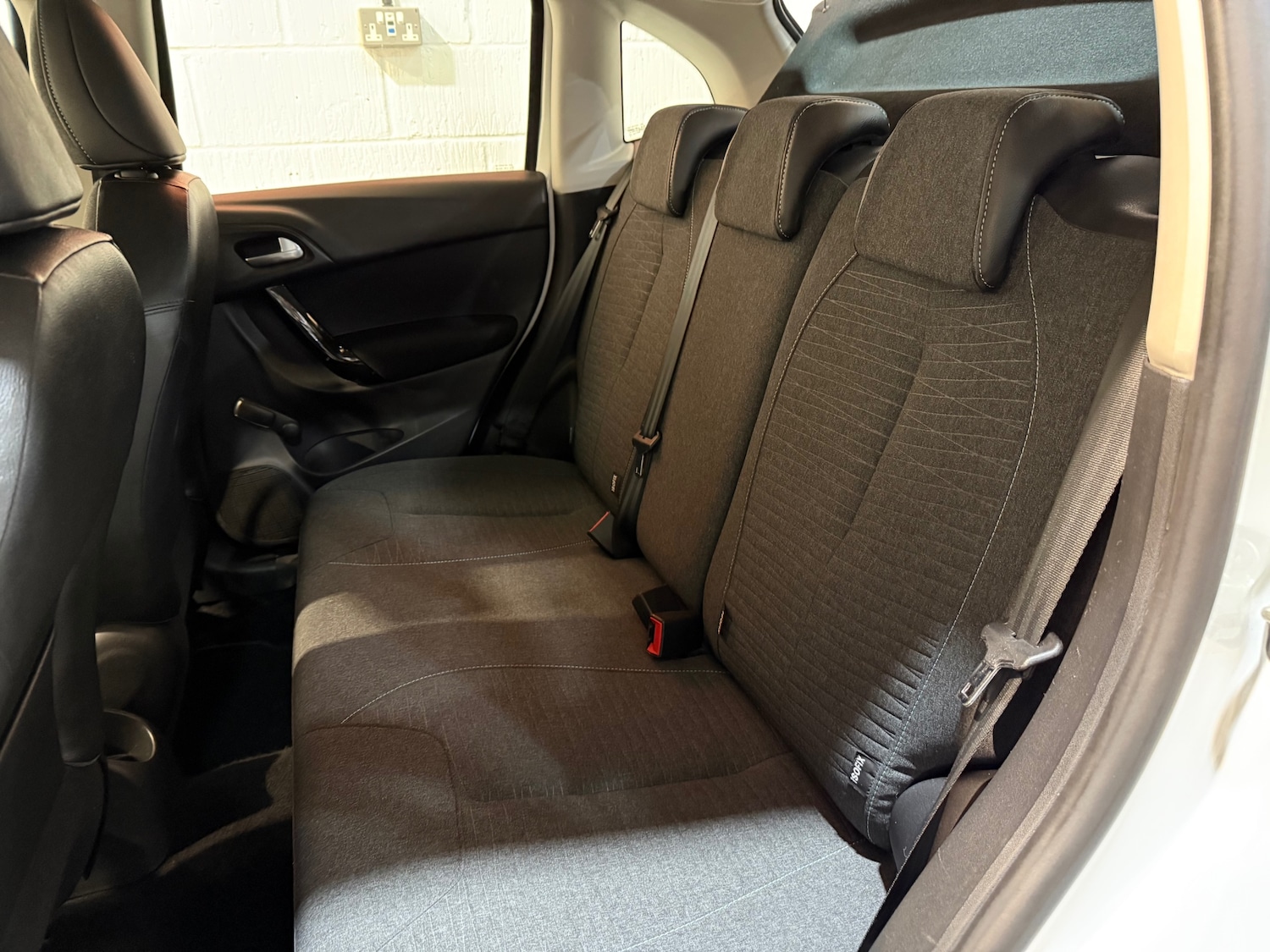 Used Citroen C3 2016 for sale - 76505040: Photo 16