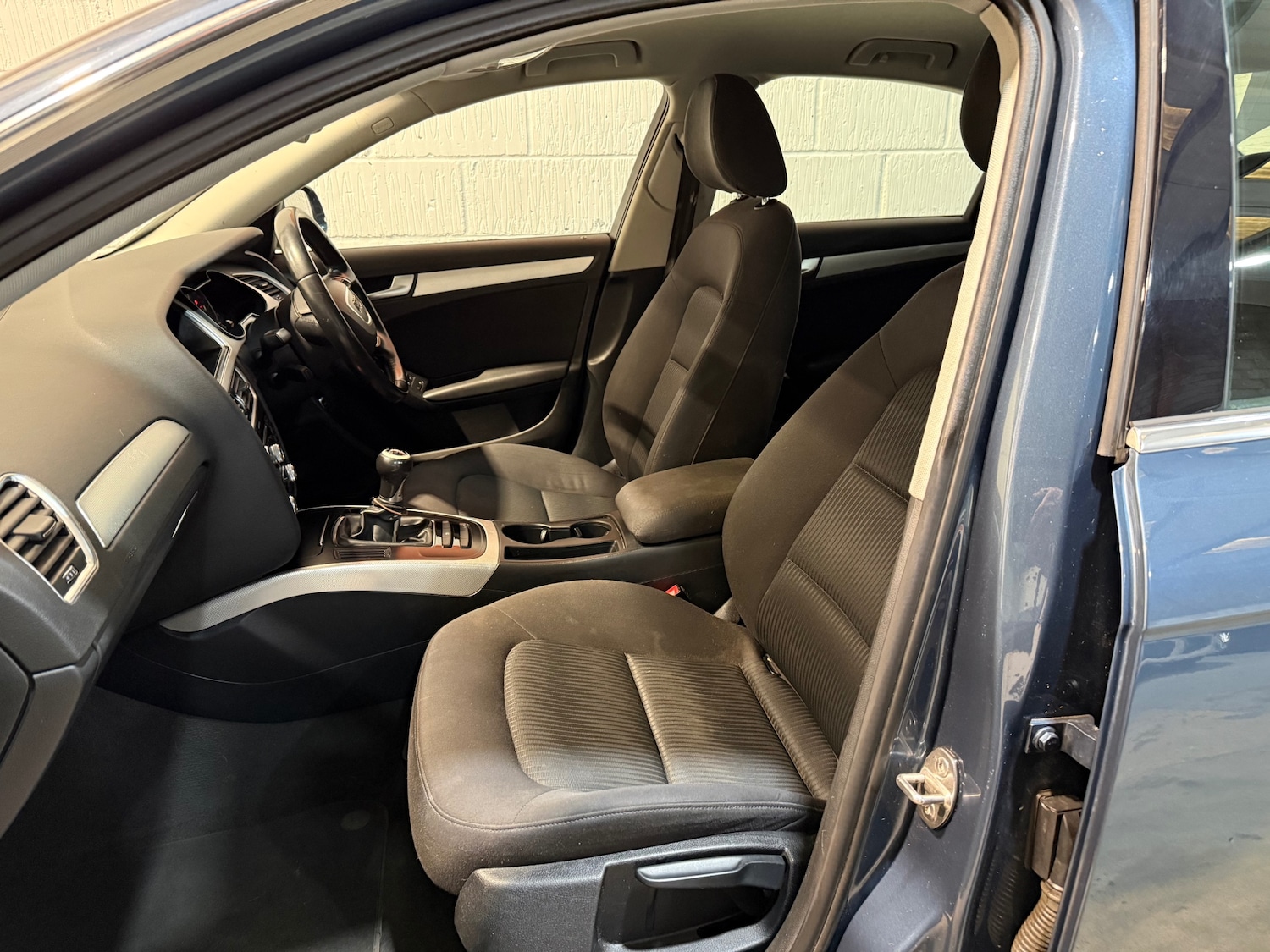 Used Audi A4 2015 for sale - 77285556: Photo 11