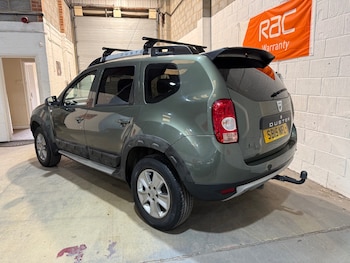 Used Dacia Duster 2015 for sale - 78835840: Photo