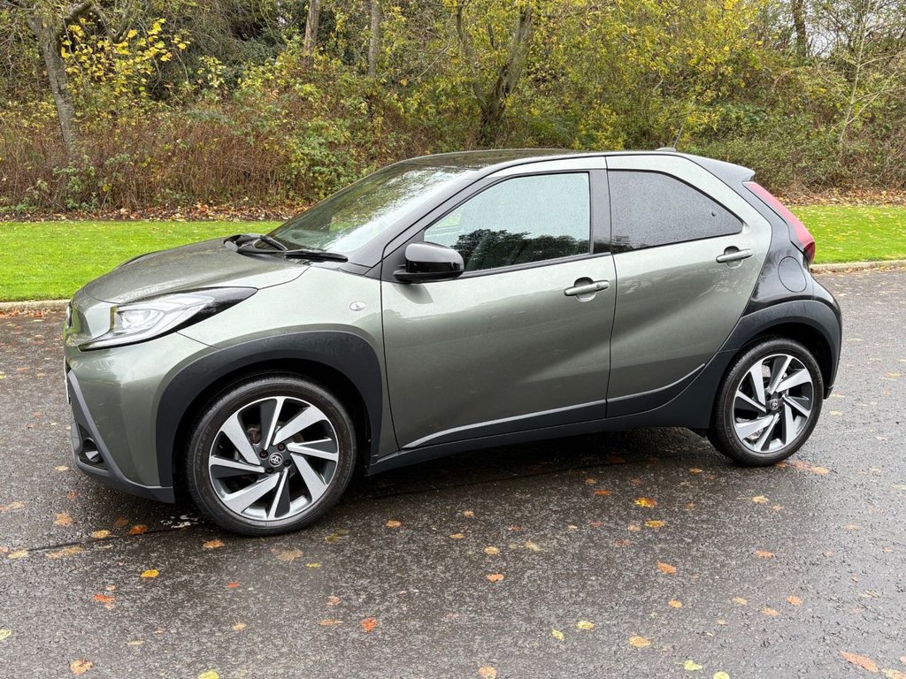 Used Toyota Aygo X 2022 for sale - 77436487: Photo 2