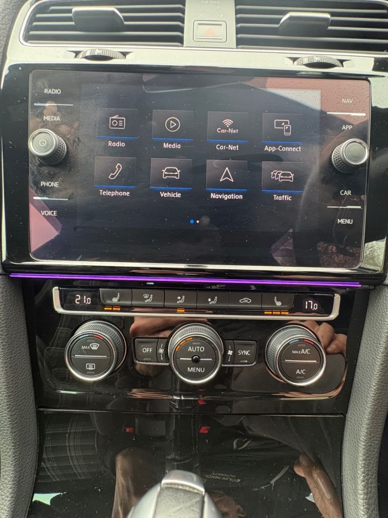 Used Volkswagen Golf 2018 for sale - 78097150: Photo 19