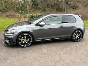 Used Volkswagen Golf 2018 for sale - 78097150: Photo