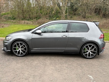Used Volkswagen Golf 2018 for sale - 78097150: Photo