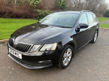 2019 (19) - 1.6 TDI SE Technology 5dr DSG