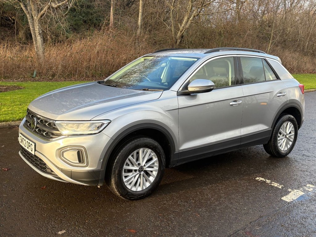 Used Volkswagen T-Roc 2022 for sale - 77436732: Photo 2