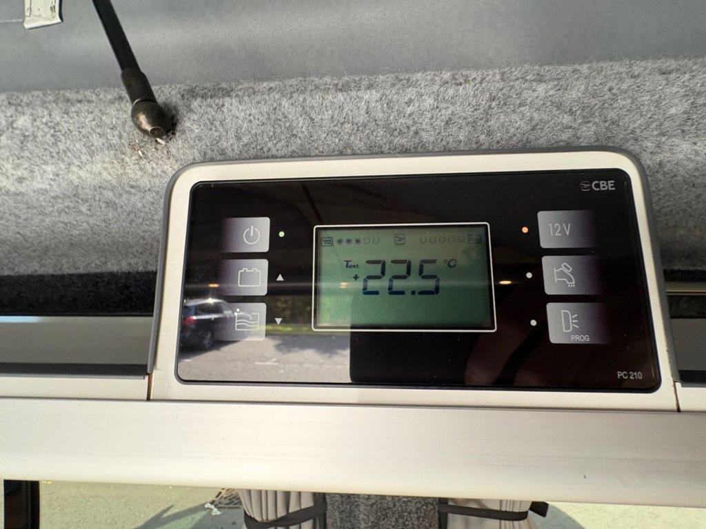 Used Ford Transit Custom 2018 for sale - 77436609: Photo 27