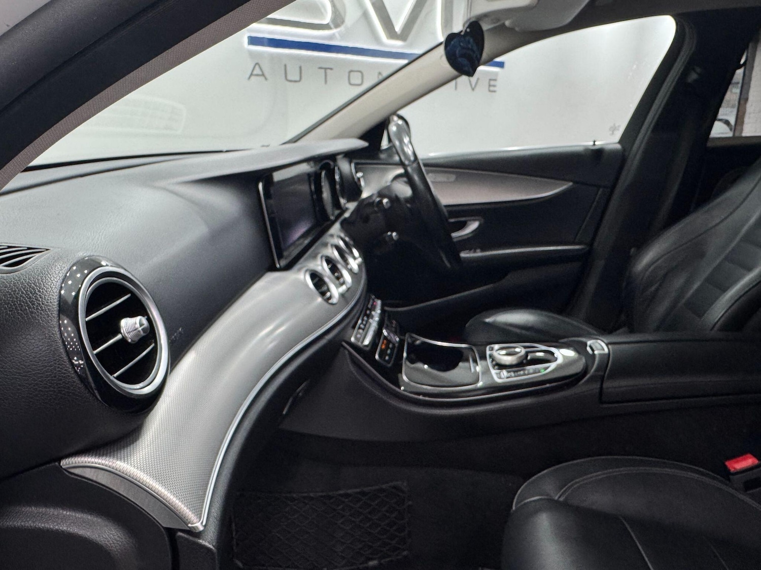 Used Mercedes-Benz E Class for sale - 77549542: Photo 48