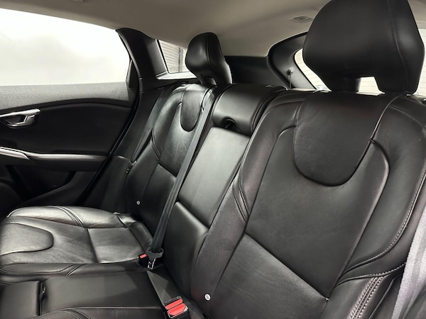 Used Volvo V40 2017 for sale - 75757265: Photo 58