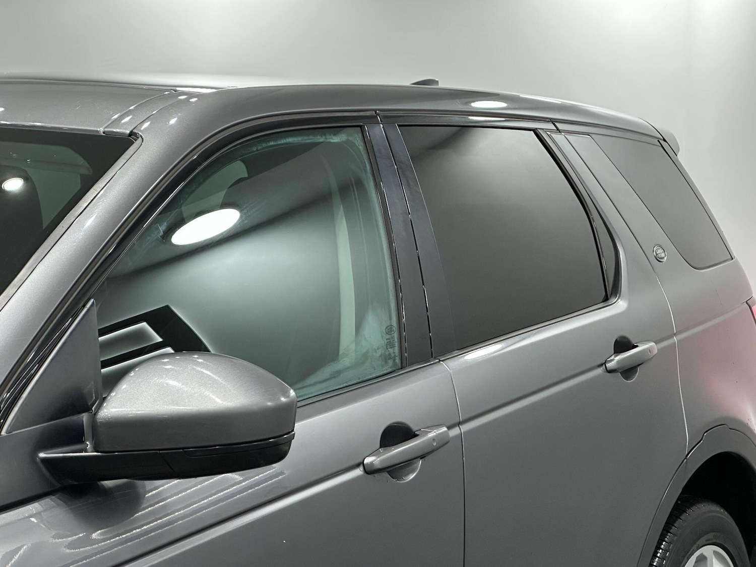 Used Land Rover Discovery Sport 2016 for sale - 76886159: Photo 16