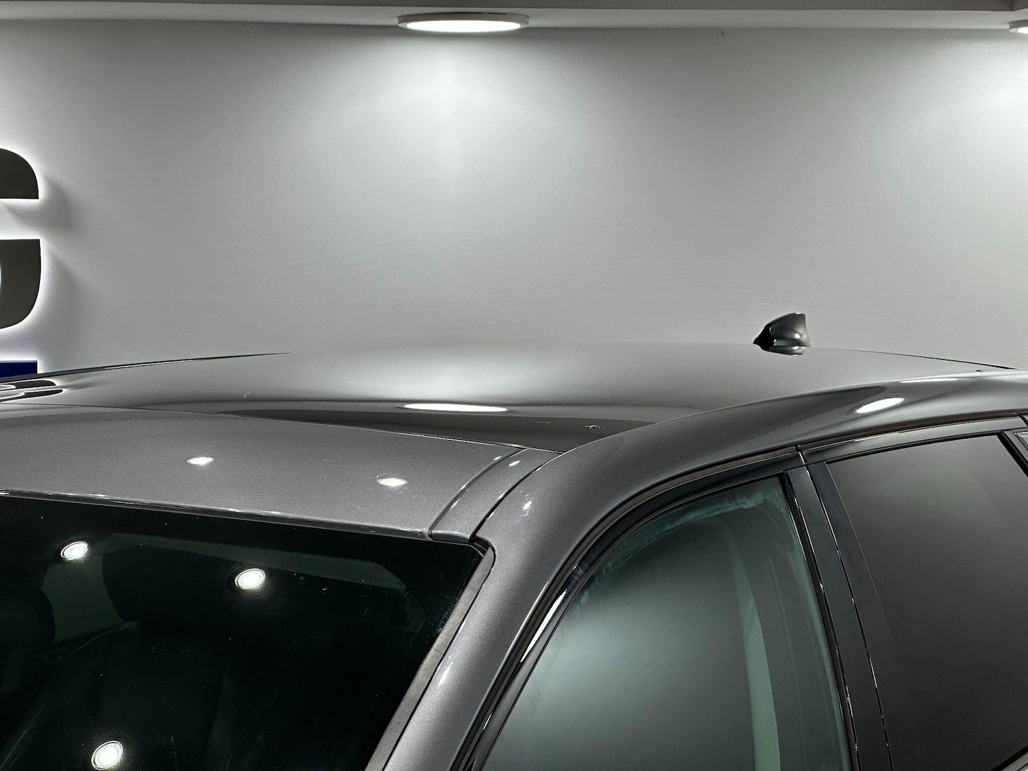 Used Land Rover Discovery Sport 2016 for sale - 76886159: Photo 17