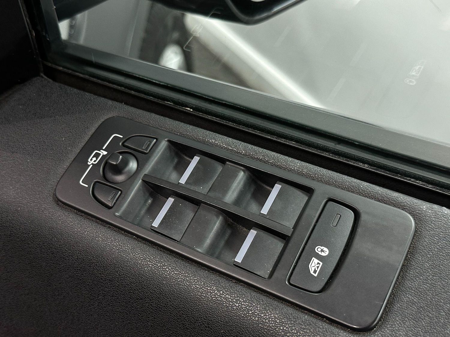 Used Land Rover Discovery Sport 2016 for sale - 76886159: Photo 29