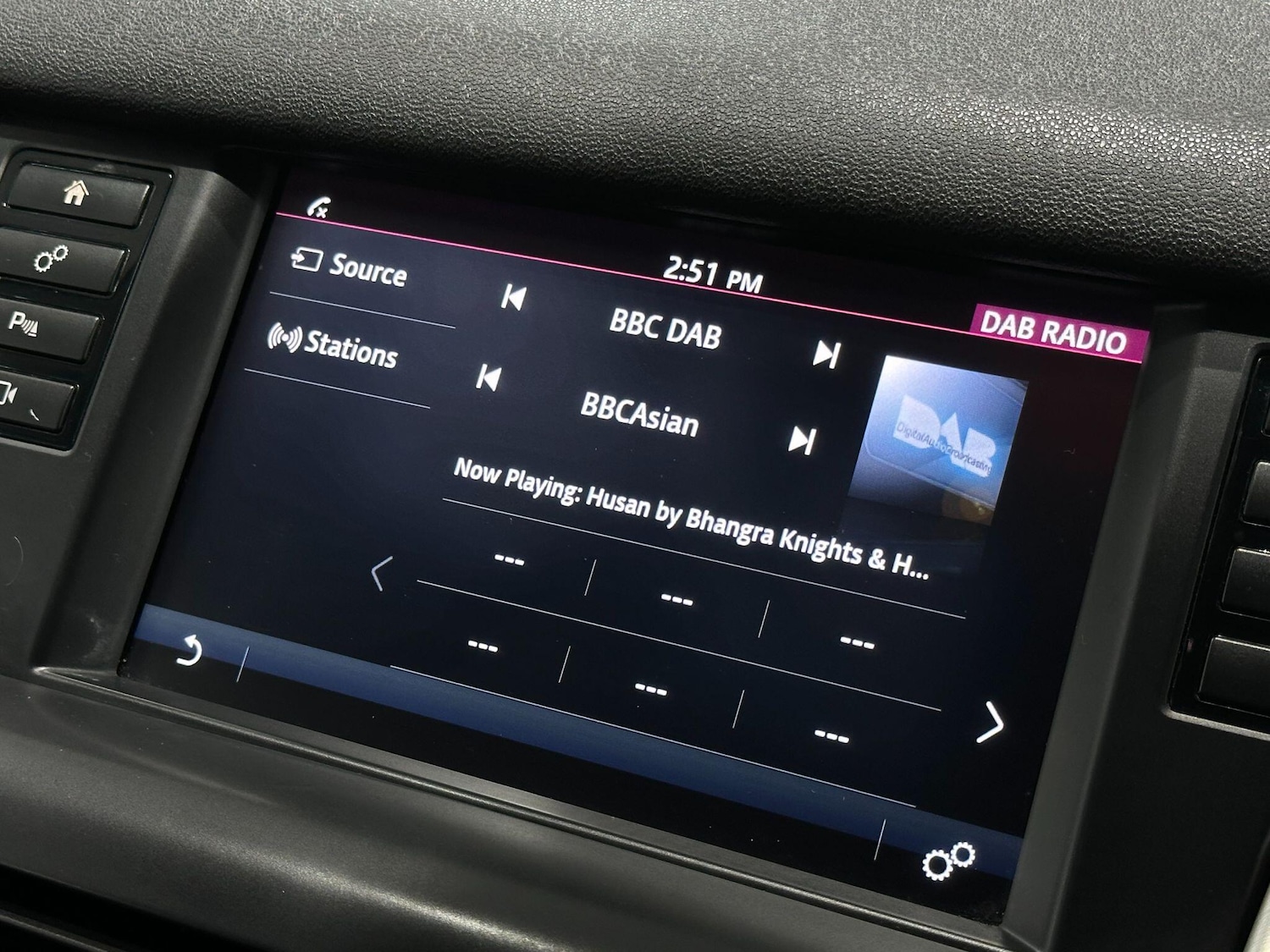 Used Land Rover Discovery Sport 2016 for sale - 76886159: Photo 35