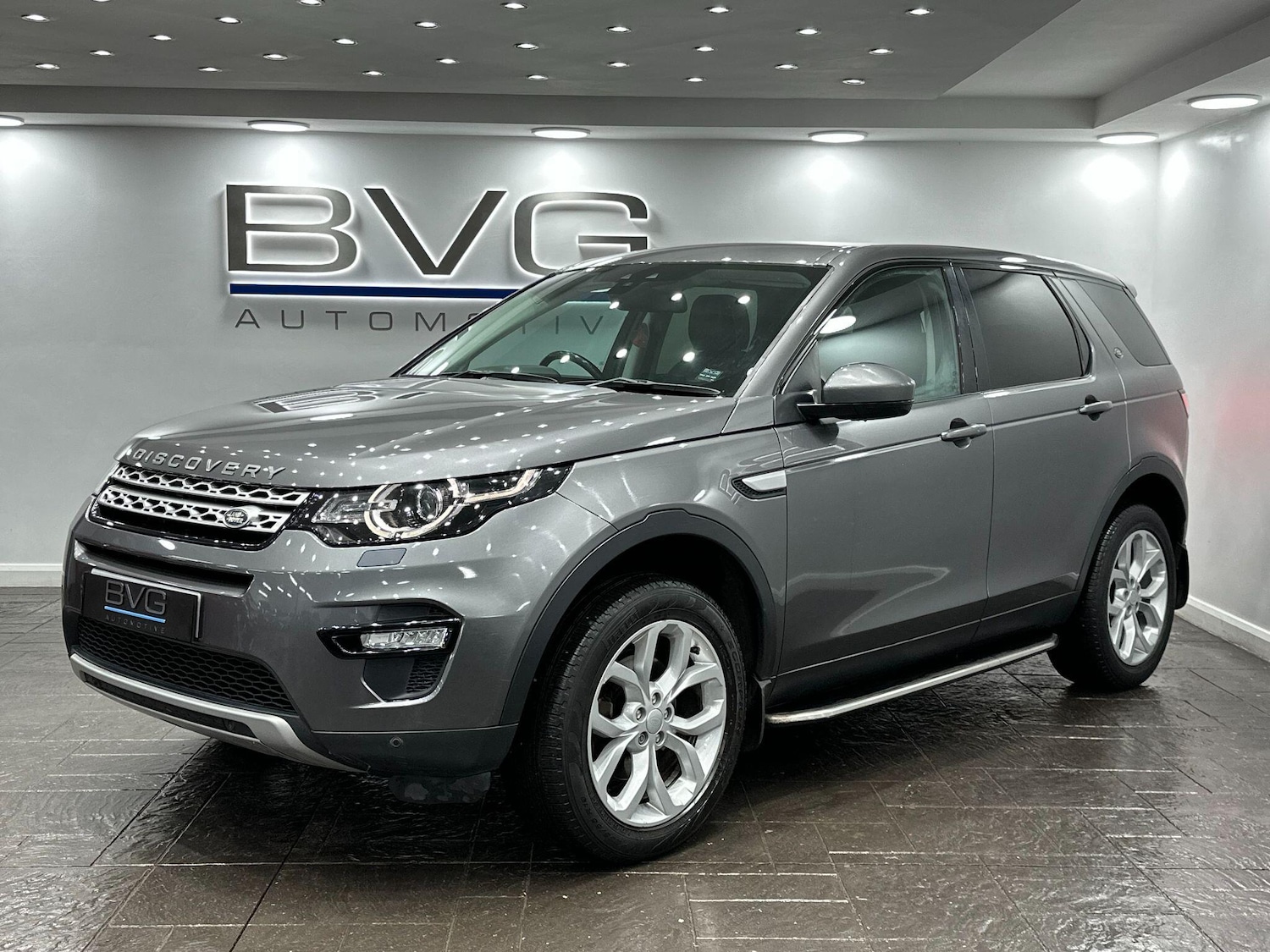 Used Land Rover Discovery Sport 2016 for sale - 76886159: Photo 5