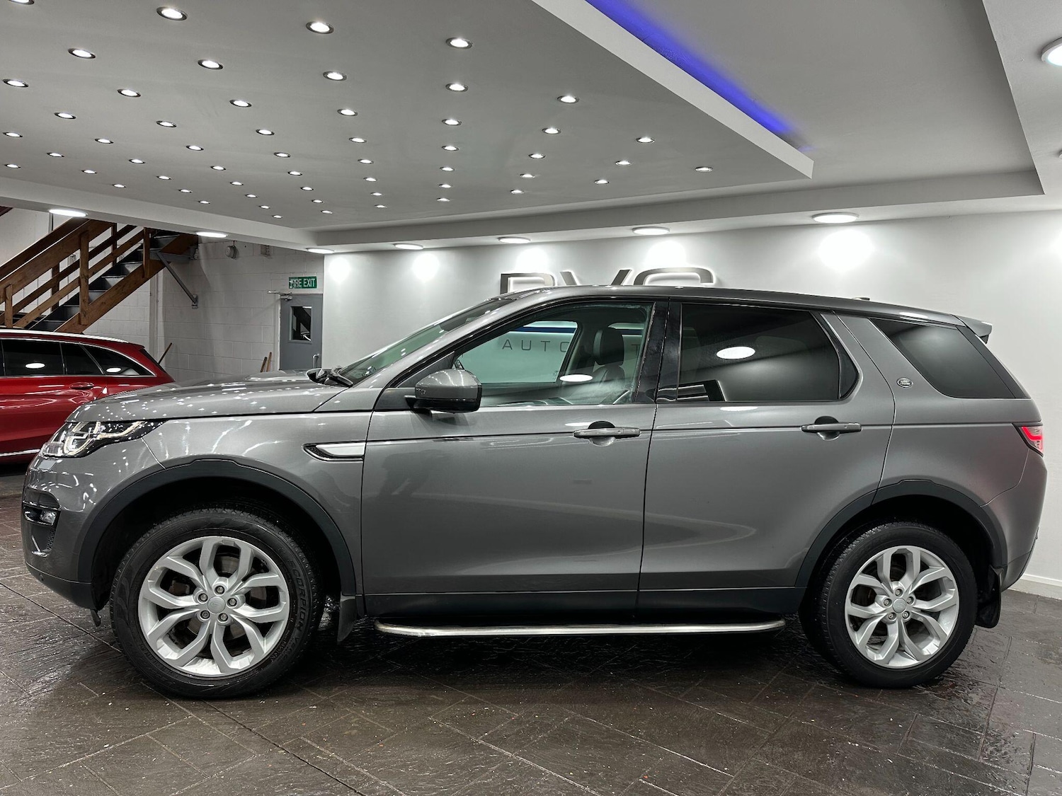 Used Land Rover Discovery Sport 2016 for sale - 76886159: Photo 8