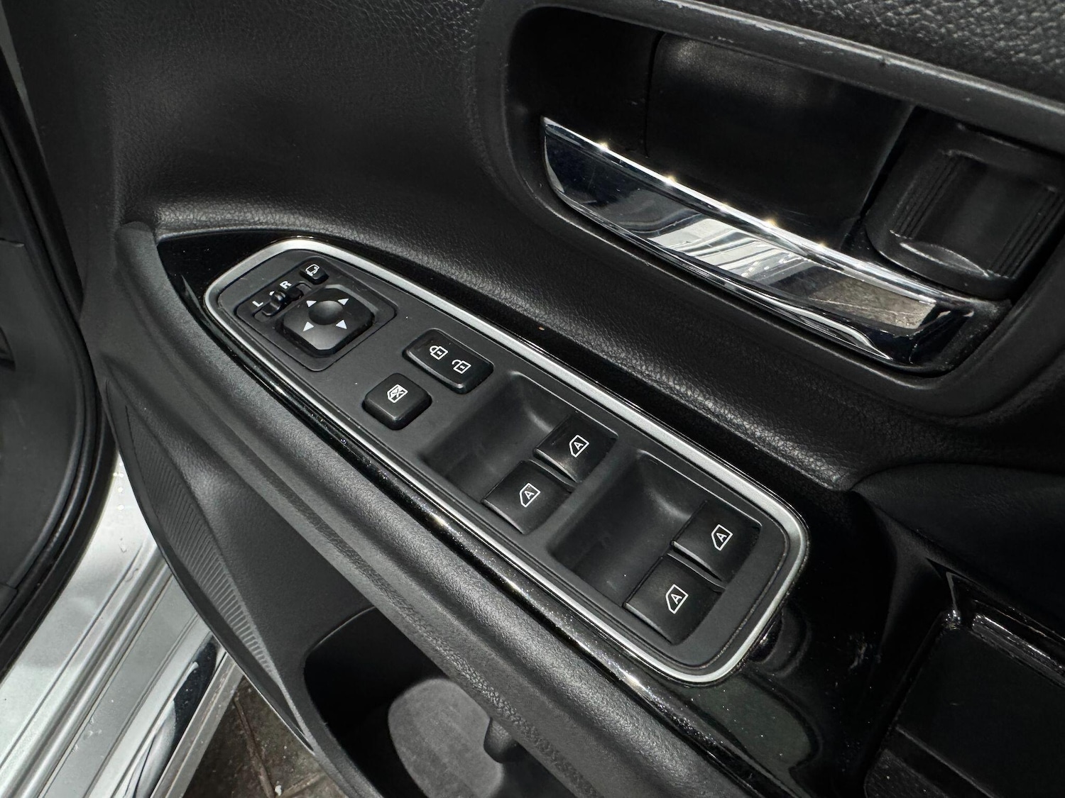 Used Mitsubishi Outlander 2019 for sale - 77290744: Photo 26