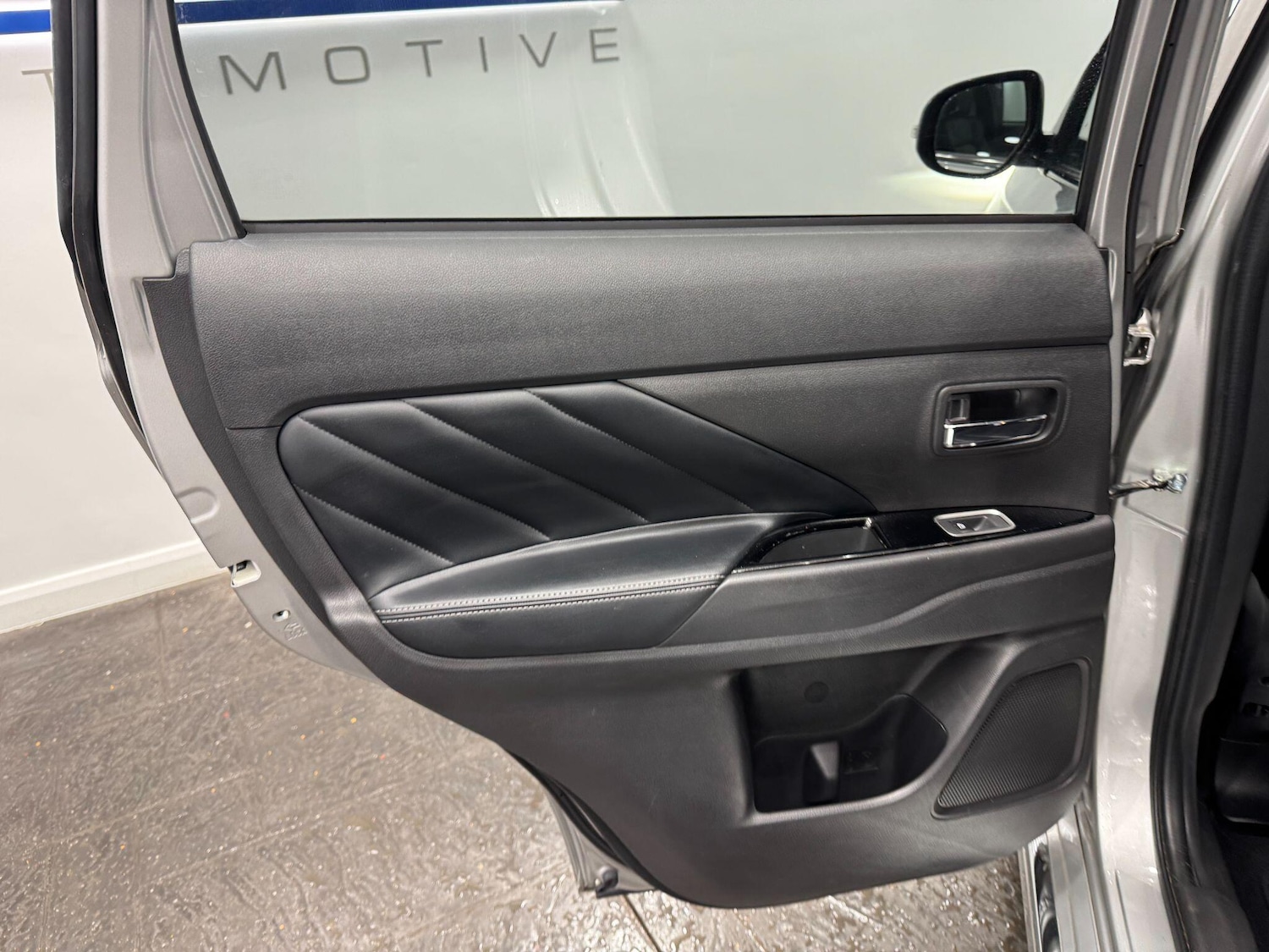 Used Mitsubishi Outlander 2019 for sale - 77290744: Photo 54