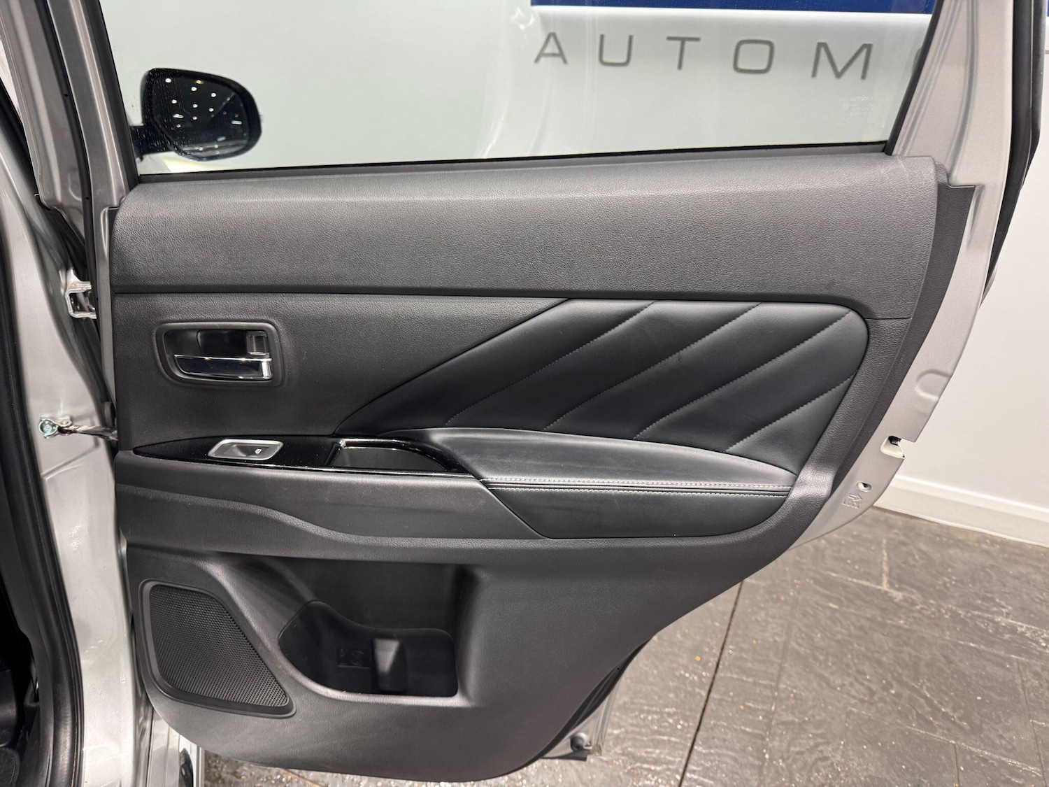 Used Mitsubishi Outlander 2019 for sale - 77290744: Photo 58