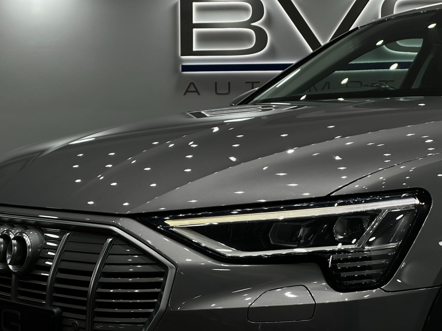 Used Audi e-tron 2020 for sale - 76832859: Photo 16