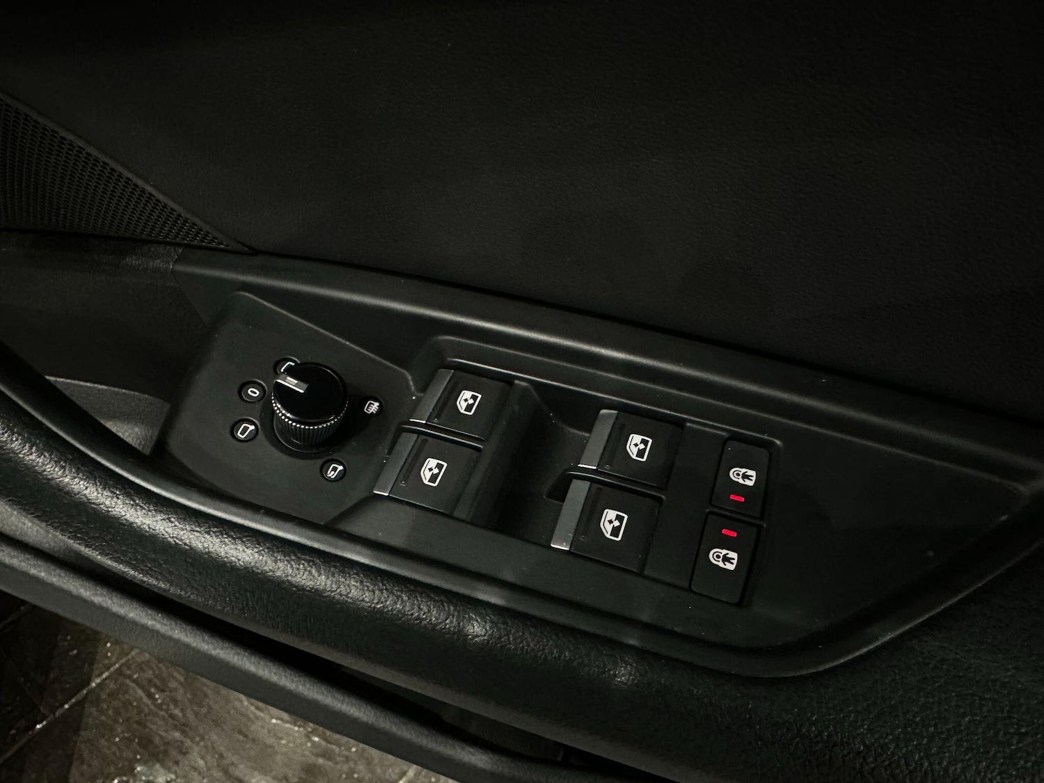 Used Audi e-tron 2020 for sale - 76832859: Photo 32