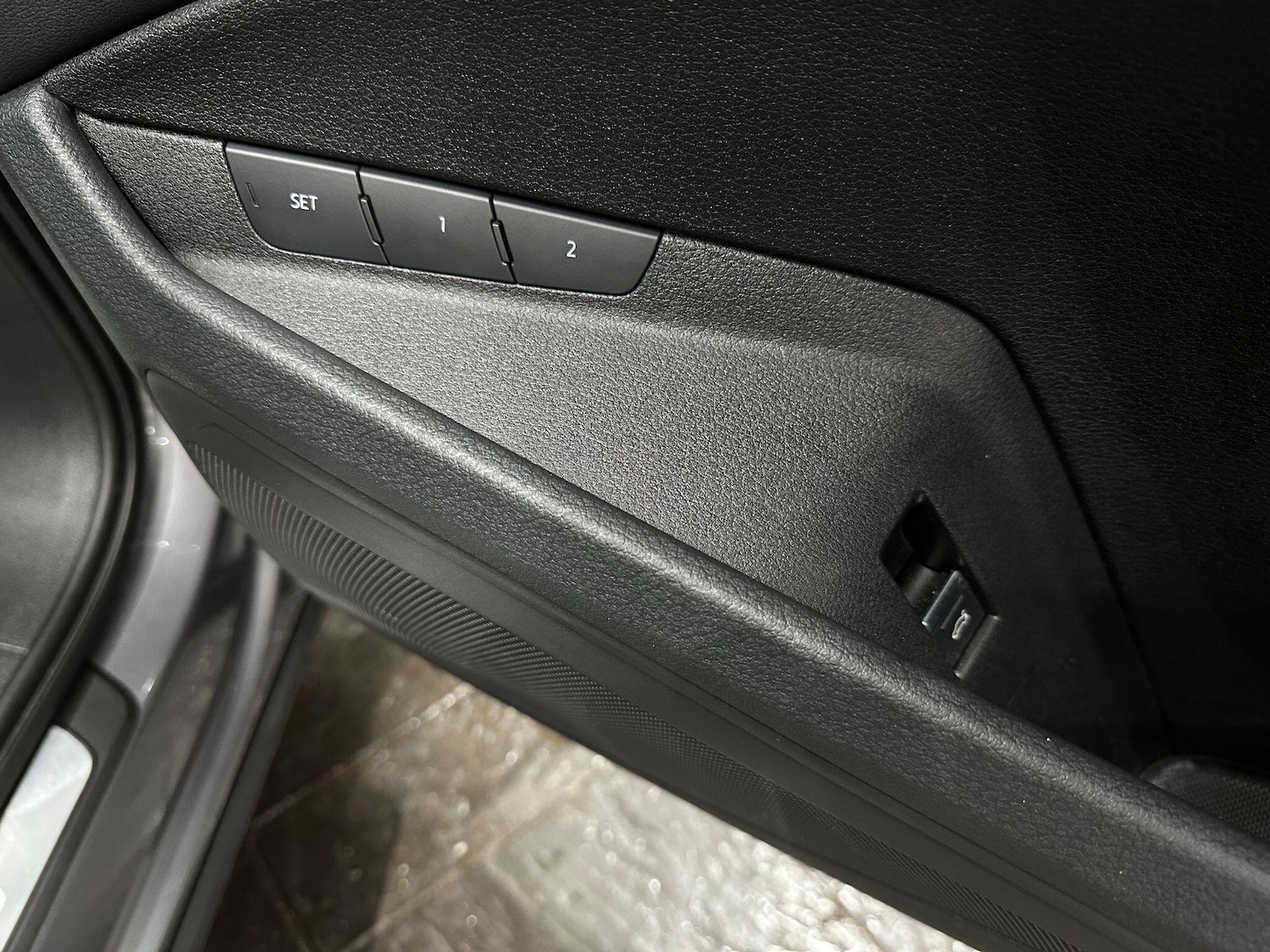 Used Audi e-tron 2020 for sale - 76832859: Photo 33