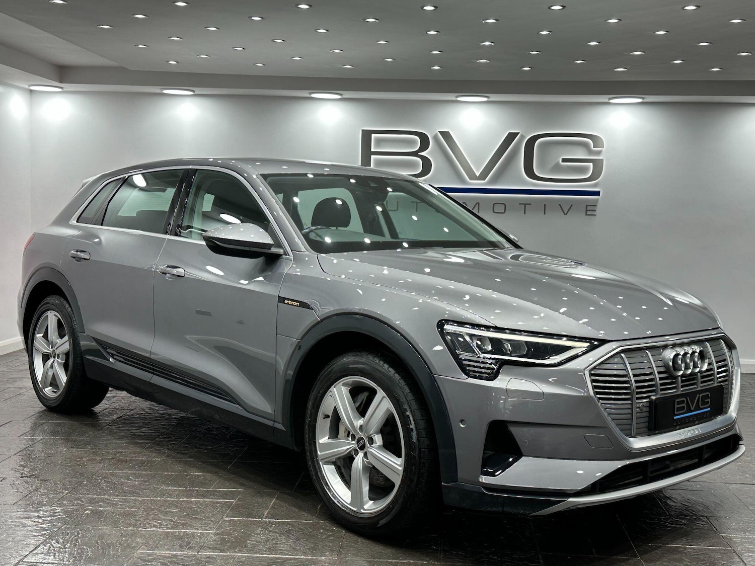Used Audi e-tron 2020 for sale - 76832859: Photo 4