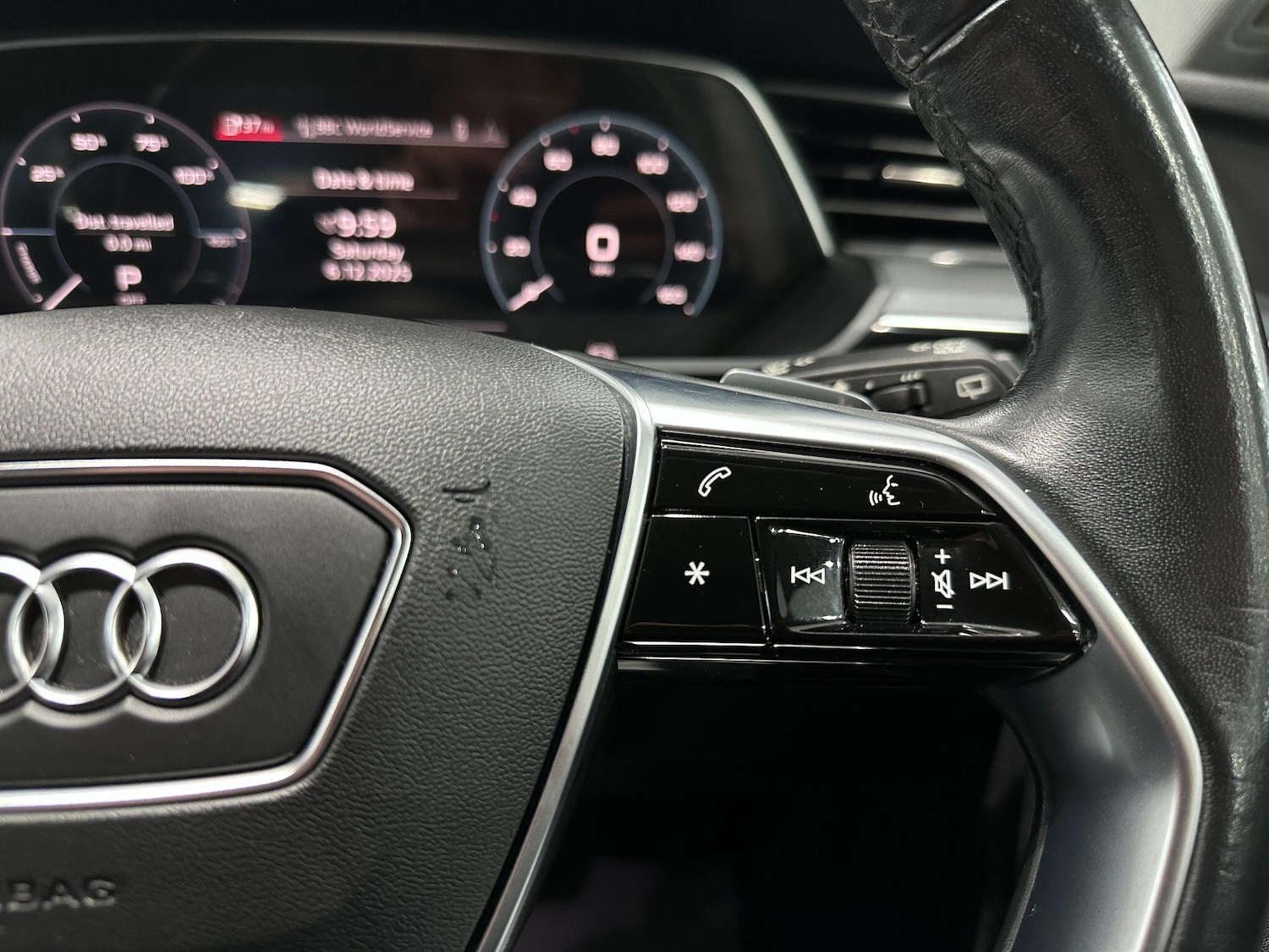 Used Audi e-tron 2020 for sale - 76832859: Photo 47