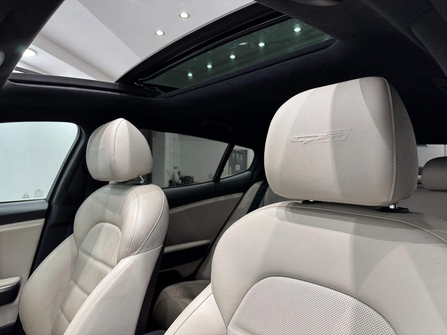 Used Kia Stinger for sale - 77657930: Photo 49