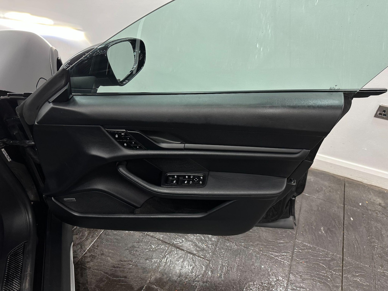 Used Porsche Taycan for sale - 76659417: Photo 16