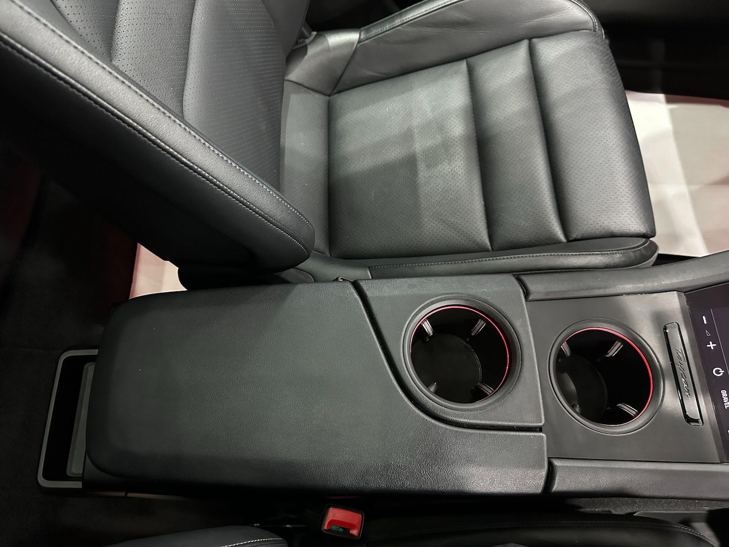 Used Porsche Taycan for sale - 76659417: Photo 58