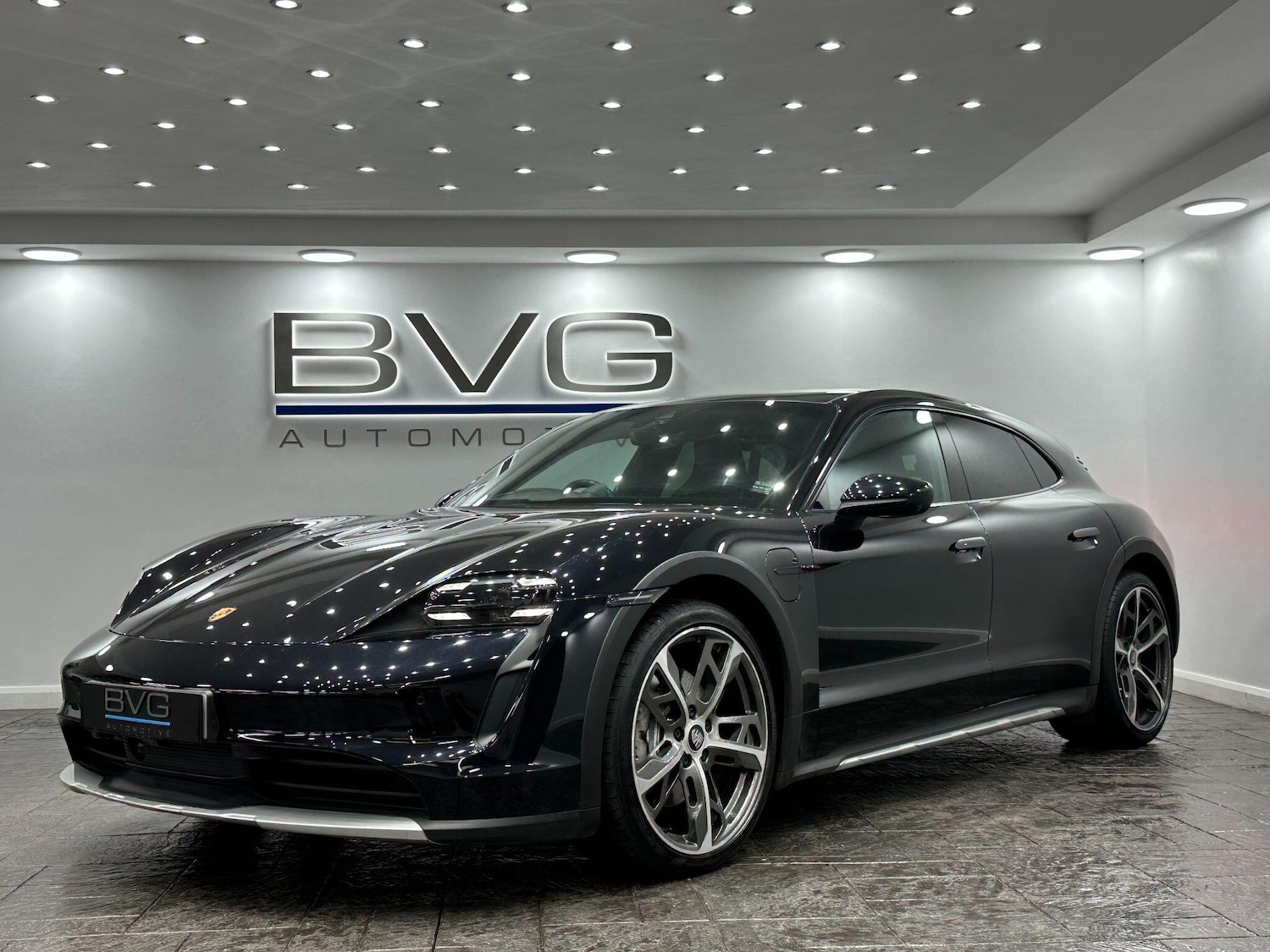 Used Porsche Taycan for sale - 76659417: Photo 6