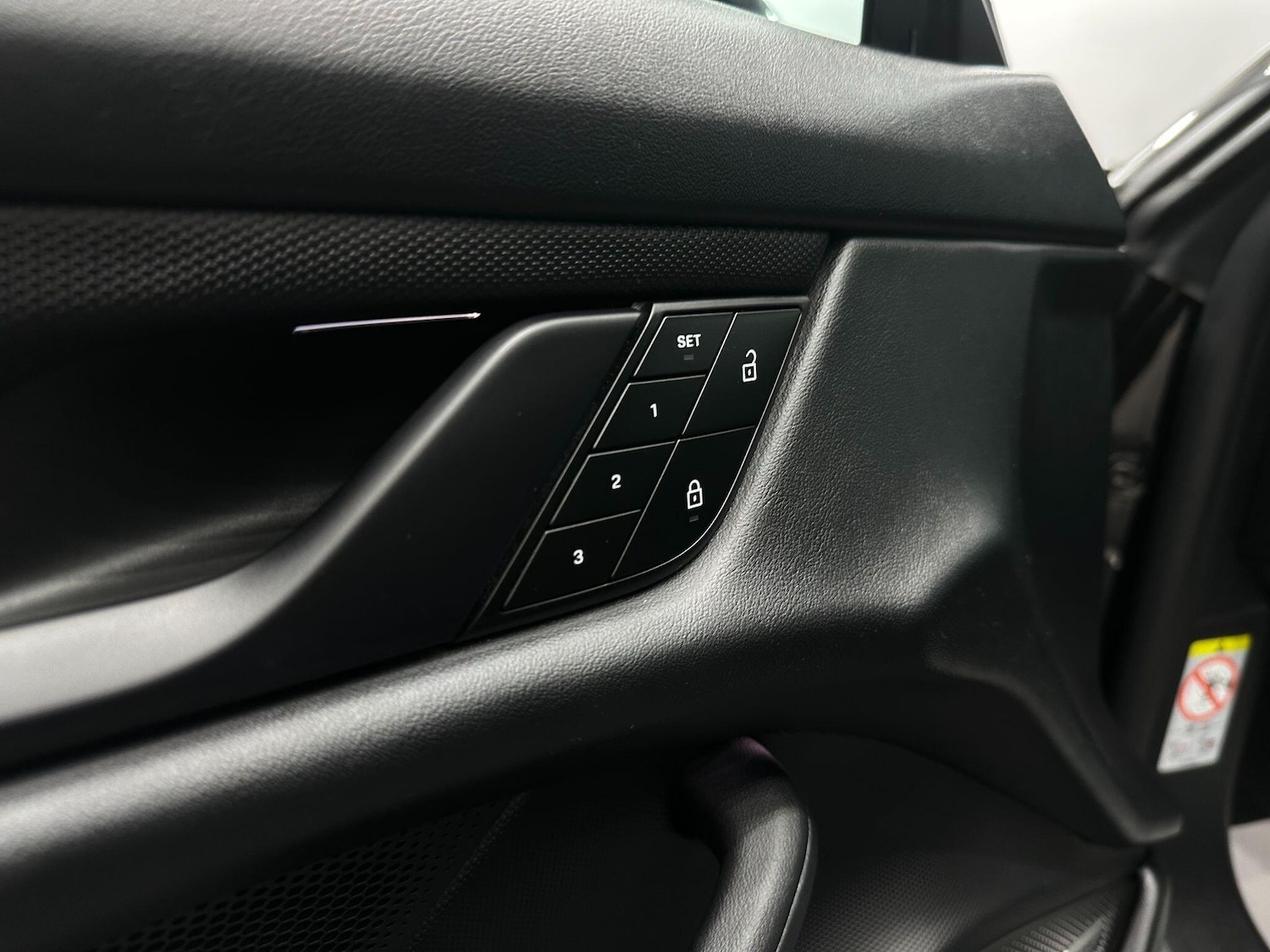 Used Porsche Taycan for sale - 76659417: Photo 70