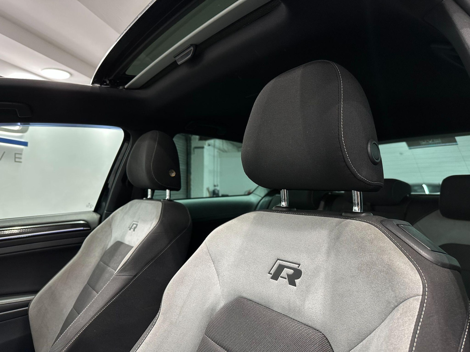 Used Volkswagen Golf 2016 for sale - 76964676: Photo 49