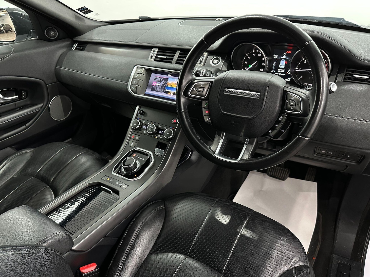 Used Land Rover Range Rover Evoque 2017 for sale - 76657746: Photo 23