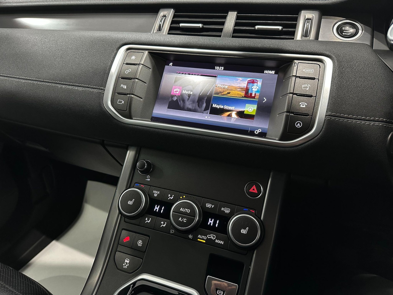 Used Land Rover Range Rover Evoque 2017 for sale - 76657746: Photo 32