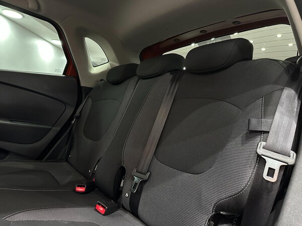 Used Renault Captur 2016 for sale - 76214915: Photo 56
