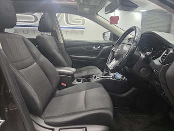 Used Nissan X-Trail 2018 for sale - 77351463: Photo