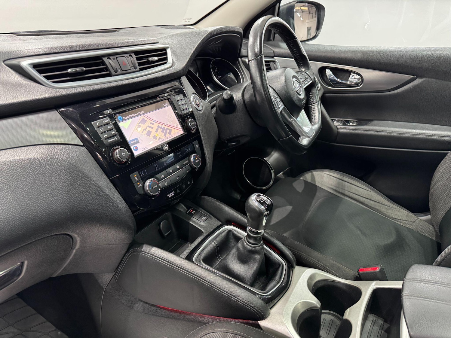 Used Nissan Qashqai 2018 for sale - 77882433: Photo 42