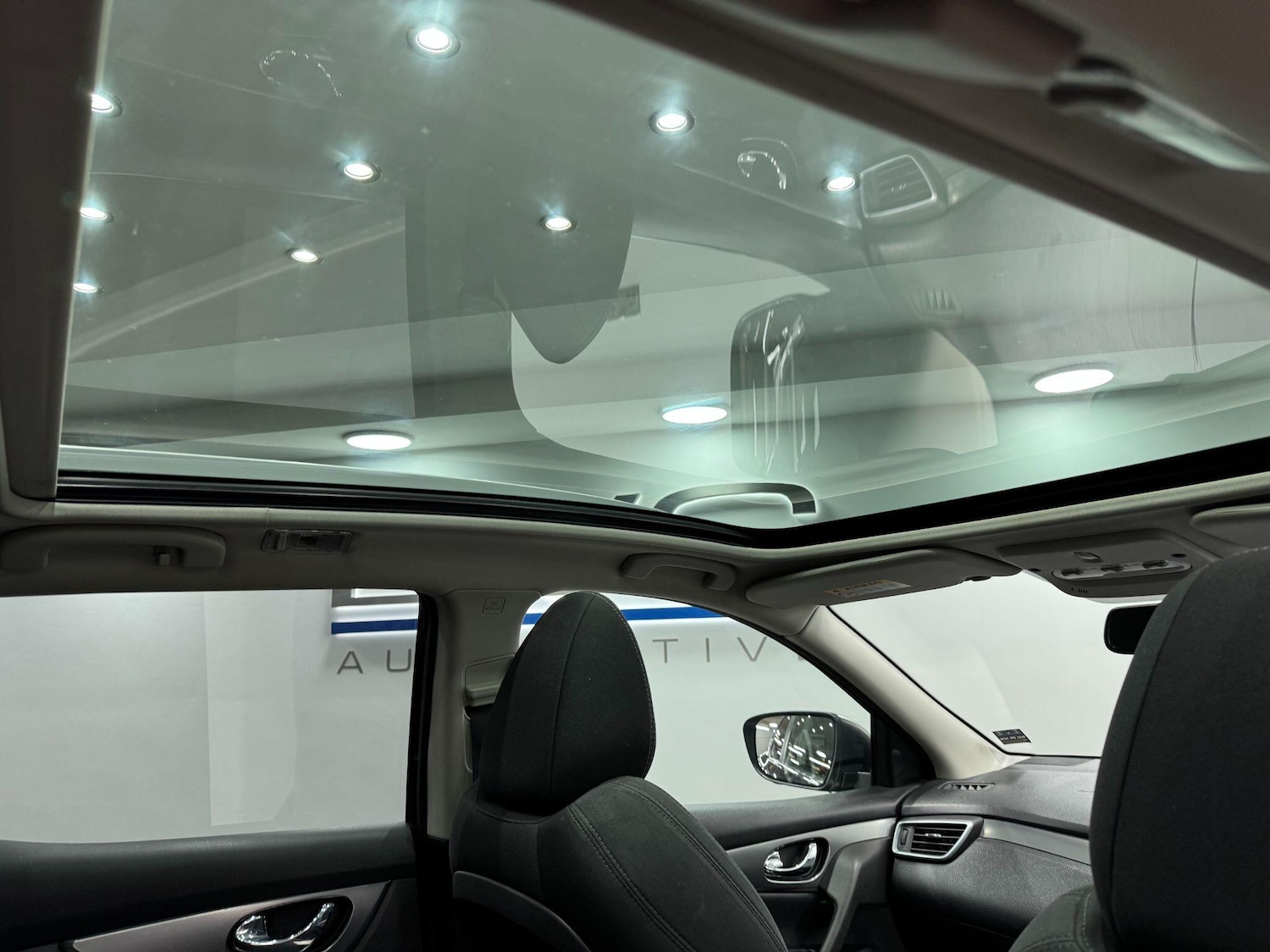 Used Nissan Qashqai 2018 for sale - 77882433: Photo 48