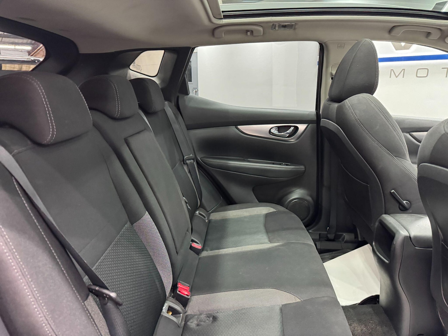 Used Nissan Qashqai 2018 for sale - 77882433: Photo 51