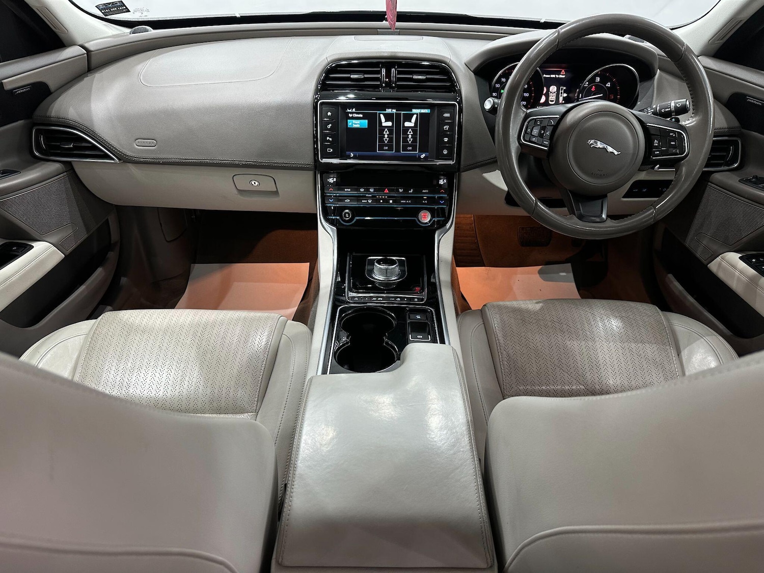Vehicle 33
