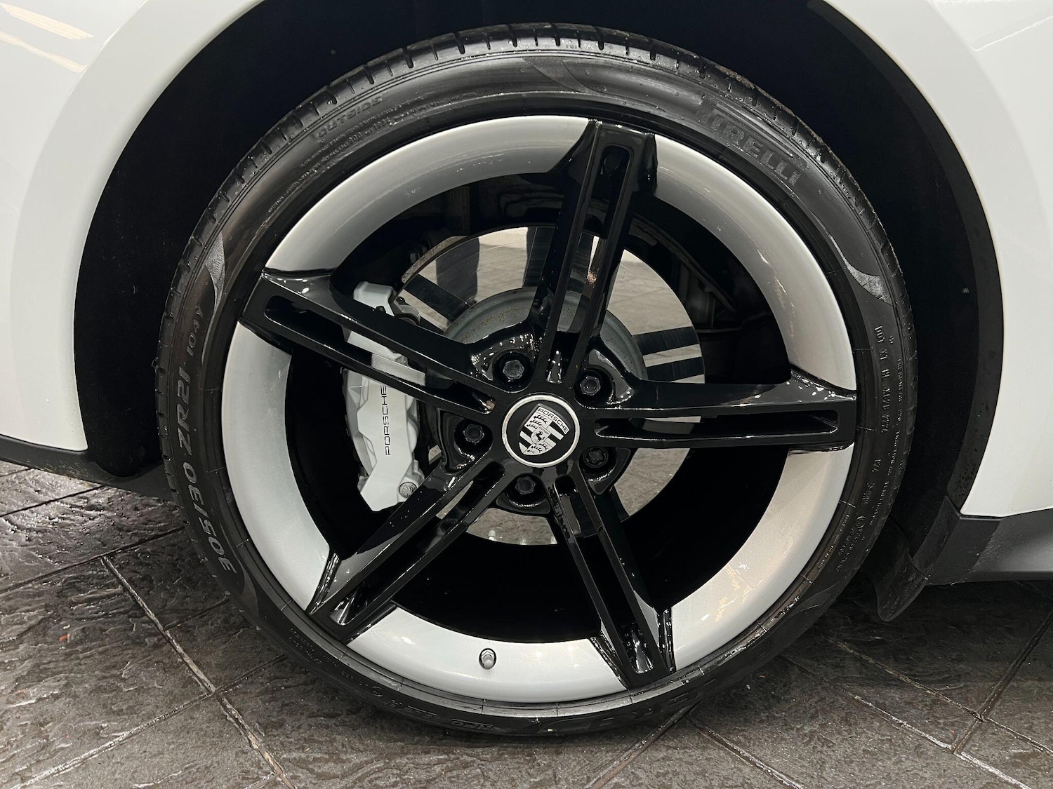 Used Porsche Taycan 2021 for sale - 75915717: Photo 21